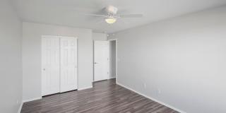 7135 W Rancho Drive Gallery 85