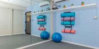 Sagamore Hills Gallery 8