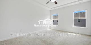 1005 Opal Street Gallery 16