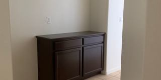 Beautiful 4 Bedroom and 2 Bath Home with Bonus Office Area Gallery 10
