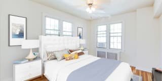 The Frontenac Gallery 9