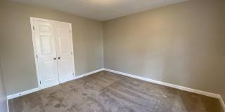 Room in 4 Bedroom Home at 216 Woods Ream Dr Room in 4 Bedroom Home at 216 Woods Ream Dr Gallery 22