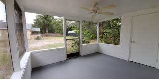 Nice 1 bed/ 1 bath near Downtown Sarasota Available Now! Gallery 9