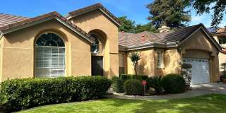 Beautiful Brookside Home 3 Bedroom/2 Bath Gallery 3