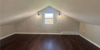 22 Newport Avenue Gallery 12