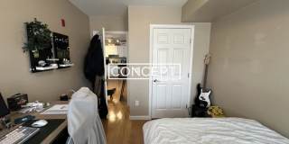 53 Chelsea St. Gallery 10