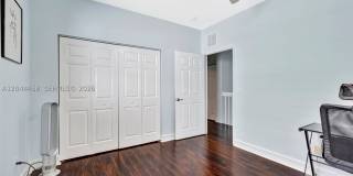 853 SW 11th Ct Gallery 40