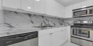 2401 SW 102nd Ave Gallery 7