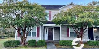 Spacious 3 Bed 2.5 Bath Townhouse - AVAILABLE FOR MOVE IN NOW! Gallery 1