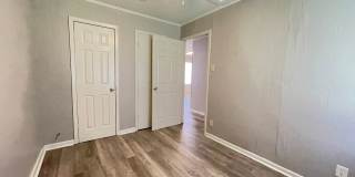Bulldog Crossing Gallery 32