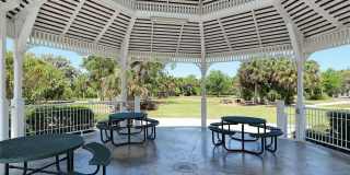 2657 RIVERBLUFF PARKWAY Gallery 55