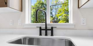 September Move In 3 bed 3 bath NEW Dixon Cottages Gallery 56