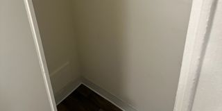 Ben Albert Apartments Gallery 21