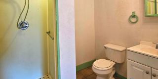 Rare flexible commercial space available for monthly lease on busy Combee Road Gallery 20