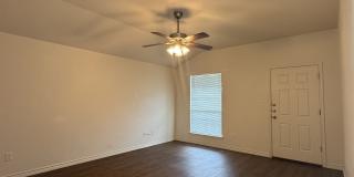 1521 Justin Loop Gallery 3