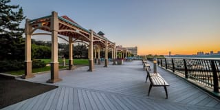 Windsor at Mariners Gallery 36