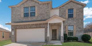 Bright & Spacious Home in Comal ISD Gallery 1