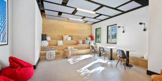 10X Las Olas Walk 10X Las Olas Walk Gallery 38