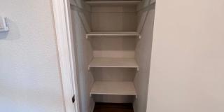 Charming 2-bedroom, 1.5-bathroom Gallery 16