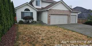 Kent East Hill 2 story home in Hurters Run Too, 3 bed 2.5 bath, 2 car garage and large fenced yard! Available April 5th!!! Gallery 1