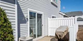 2Bed/1.5Bath Townhome- Apple Valley- Available June 1 Gallery 1