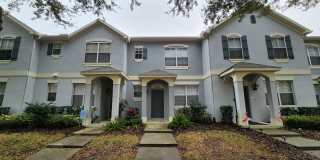 Charming and specious 2 bedroom Townhouse in Windermere Gallery 1