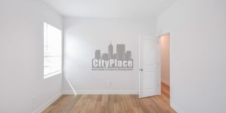 1135 West 21st Street Gallery 18