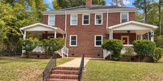306 N Steele Street Gallery 1