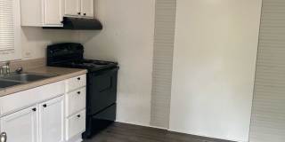 638 Wilson Street # B Gallery 1