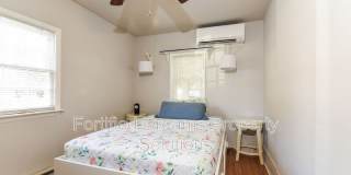 2003 Spring Garden St Gallery 16