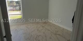 310 Fontainebleau Blvd Gallery 14