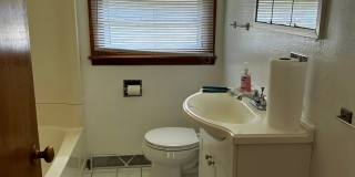 East Side 3 Bedroom Home! Gallery 16