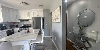 9006 PALISADE PLAZA Gallery 1