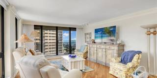 4005 Gulf Shore Blvd N unit: 800 Gallery 21