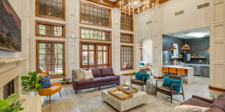 Raveneaux Gallery 16