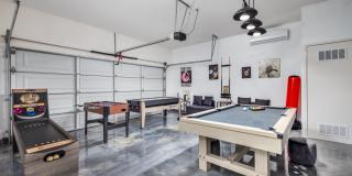 49527 Wayne Street Gallery 39