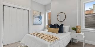 Furnished Luxury Home for Rent-Historic Deutschtown/Northside Gallery 23