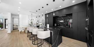 550 NW 42nd St Gallery 25