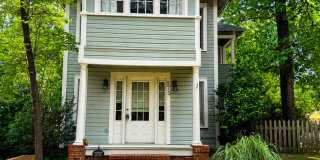 Charming 1920s cottage Gallery 1