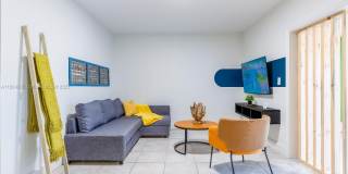 1836 NW 16th Ter Gallery 1