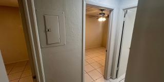 ** FOR RENT 2/1 READY FOR A LONG TERM TENANT -- FORT MYERS -- PET FRIENDLY ** Gallery 9