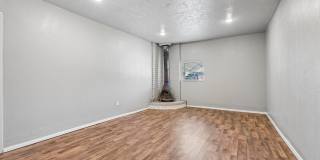Charming 3 Bedroom Home with Spacious Backyard Gallery 11