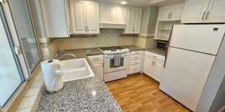 Beautiful Two Bedroom Two Bath Home Gallery 1