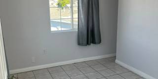 JUST REDUCED!!! Spacious 2 Bedroom + Bonus Room, Back House w/ Garage & Gated Entry Gallery 8