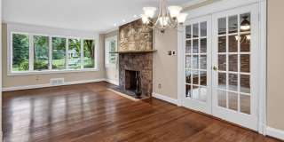 7614 WOODRIDGE Circle Gallery 10