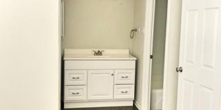 Vintage at Oak Hill Vintage at Oak Hill Gallery 104