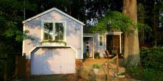 303 A North Columbia Street, Rear House Gallery 1