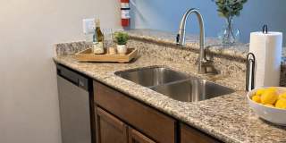 Parkwood Apartments Gallery 11