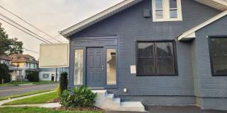 437 W BRIDGE Street Gallery 1