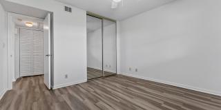 700 Uno Lago Drive Gallery 63